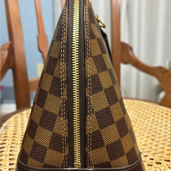 Louis Vuitton Damier Ebene Alma - Picture 7 of 13